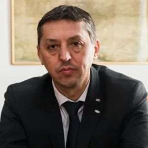 Sursa: Academia Română